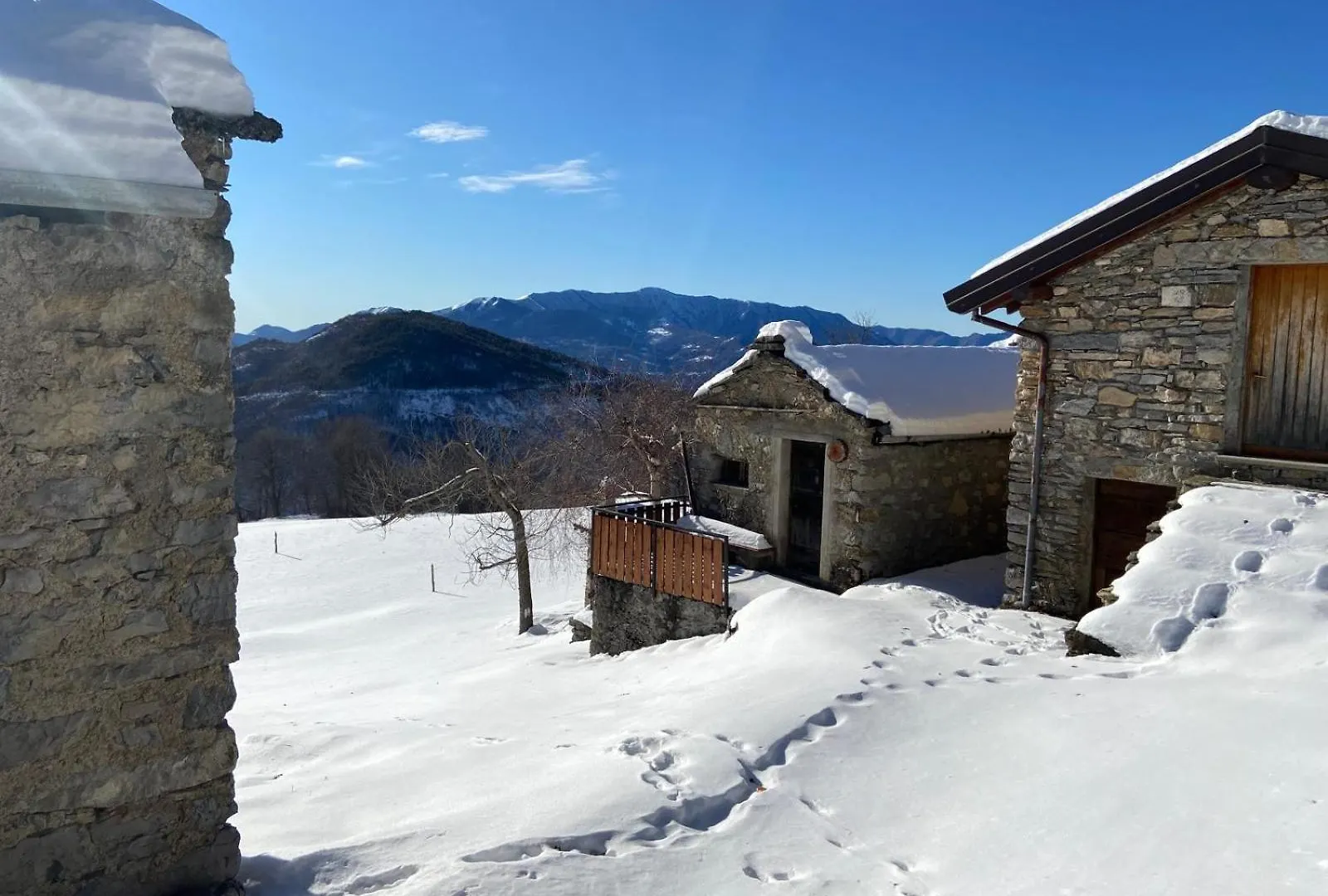 Prima Del Cielo - Appartamento Monti Esino Lario 0*,